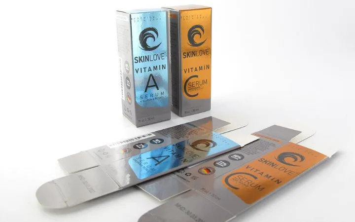 Scatole d'argento con stampa a caldo