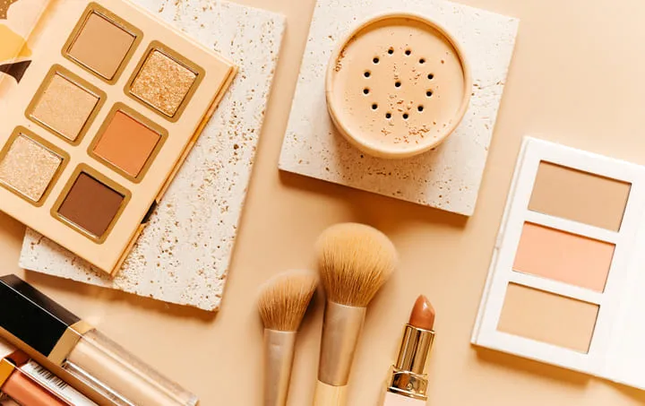 cosmetic products for make-up