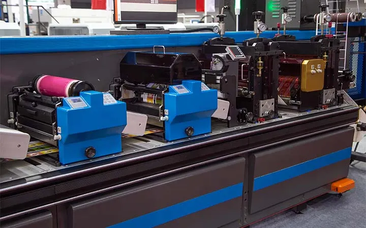 Flexodruckverfahren beim Etikettendruck Flexodruckverfahren beim Etikettendruck