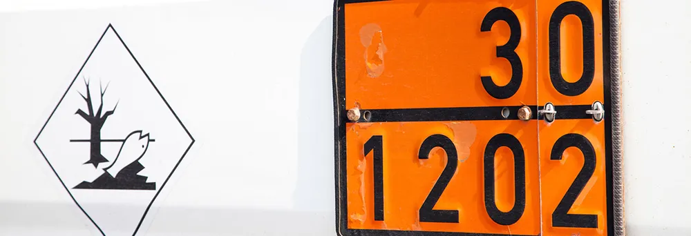 Gefahrenkennzeichnung: Gewässergefährdend  Gefahrenkennzeichnung: Gewässergefährdend