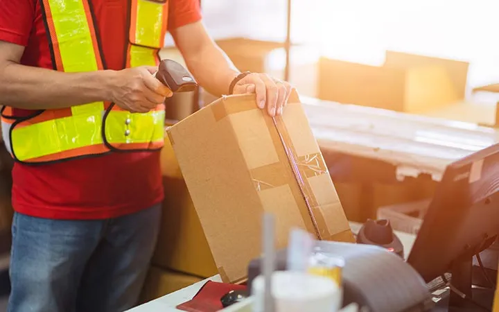Einscannen eines Lagerplatz Etiketts Einscannen eines Lagerplatz Etiketts