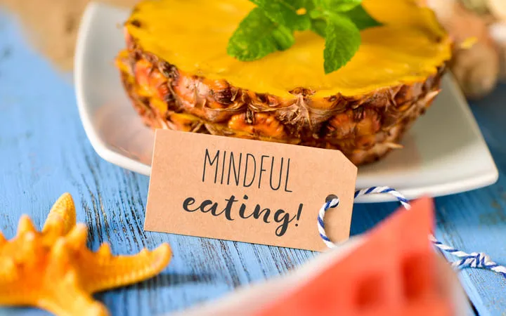 Etikett mit besonderem Schriftzug