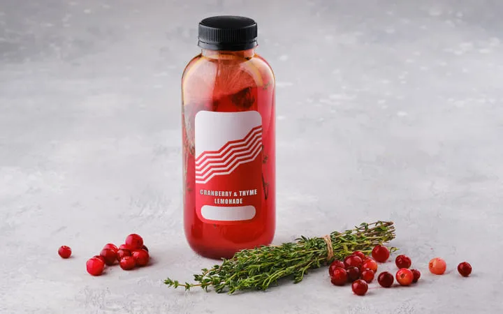 Flasche mit Laseretikett Flasche mit Laseretikett