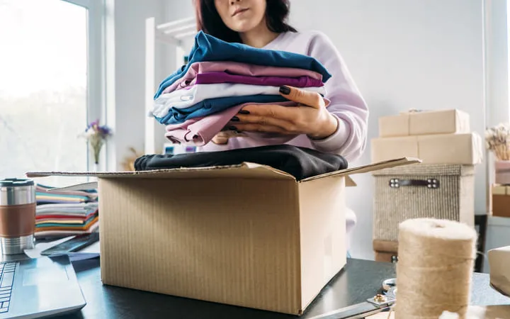 Vêtements en paquet