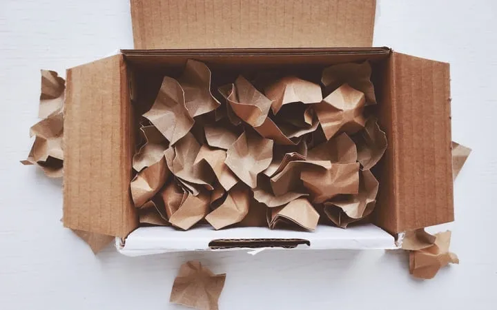 Protection des produits avec des bandes de papier