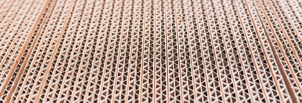 Leistungsfähige Wellpappe quer  Leistungsfähige Wellpappe quer