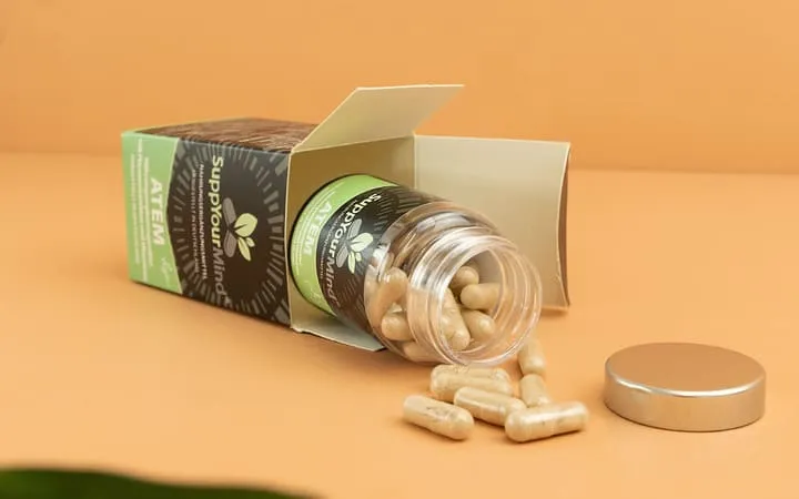 Sekundärverpackung mit Nahrungsergänzungsmitteln Sekundärverpackung mit Nahrungsergänzungsmitteln