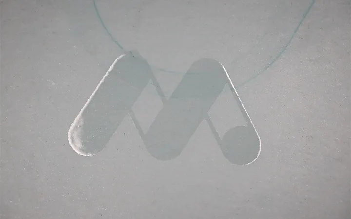 Spot Lackierung Versandkarton