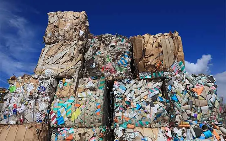 Altpapier zur Herstellung von Sekundärfaserkartons Altpapier zur Herstellung von Sekundärfaserkartons