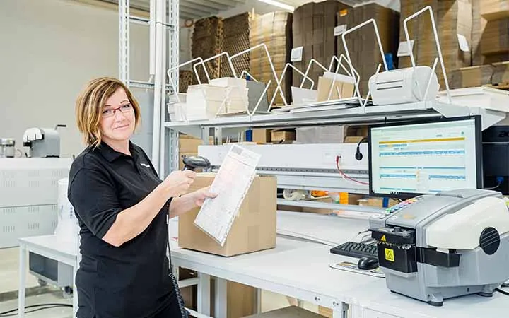 Labelprint24 Auftragsbearbeitung Labelprint24 Auftragsbearbeitung