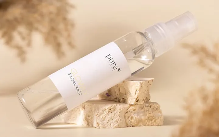 Kosmetikflasche mit Folienetikett Kosmetikflasche mit Folienetikett