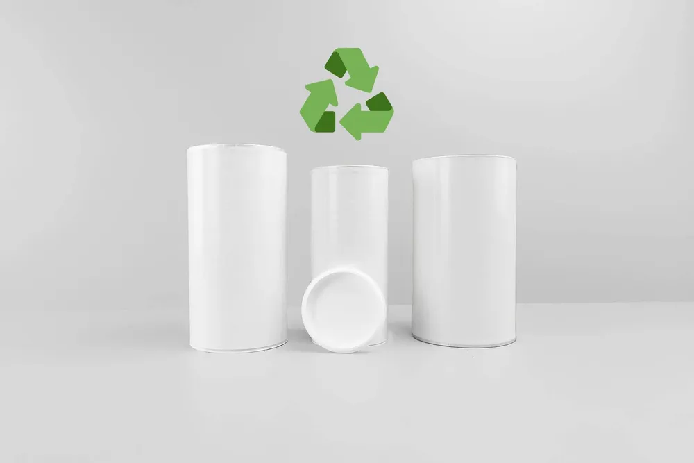 recyclebare Papierdosen nebeneinander